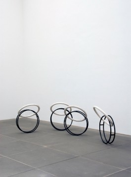 Skulptur der Künstlerin Gisela Kleinlein von 1990