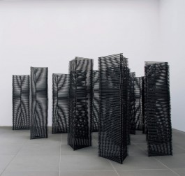 Skulptur der Künstlerin Gisela Kleinlein von 1999