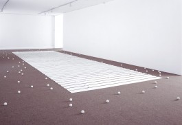 Skulptur der Künstlerin Gisela Kleinlein von 1999